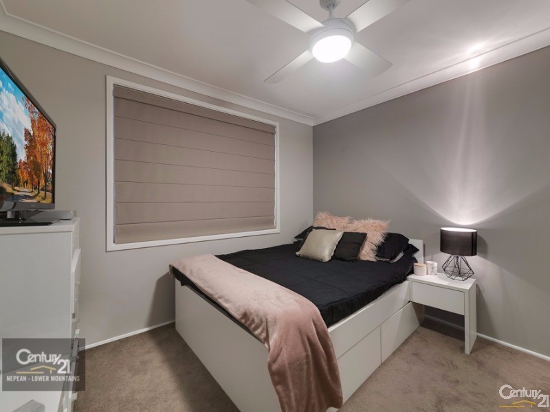 9 Schoolhouse Road, Regentville NSW 2745