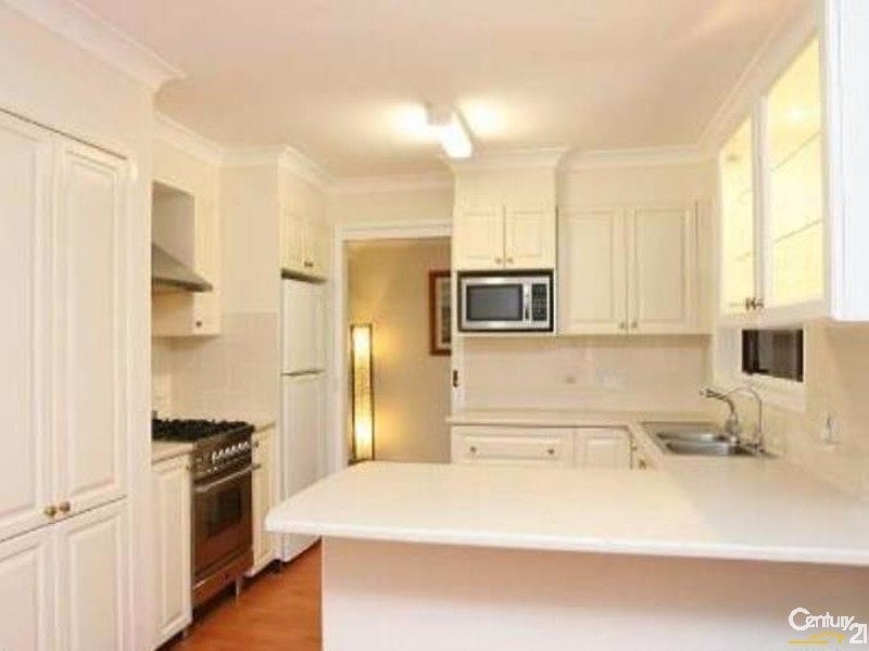 9 Hill Street, Glenbrook NSW 2773