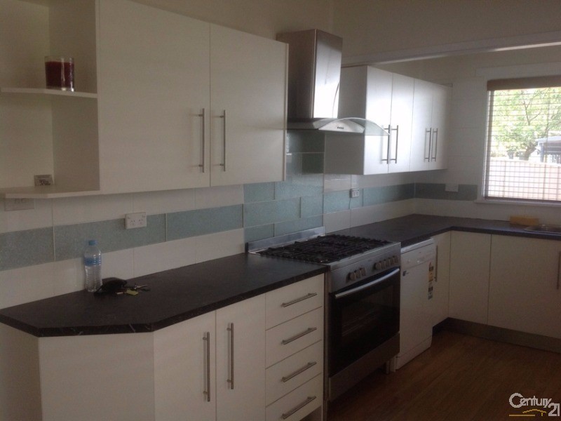 7 Nineteenth Street, Warragamba NSW 2752