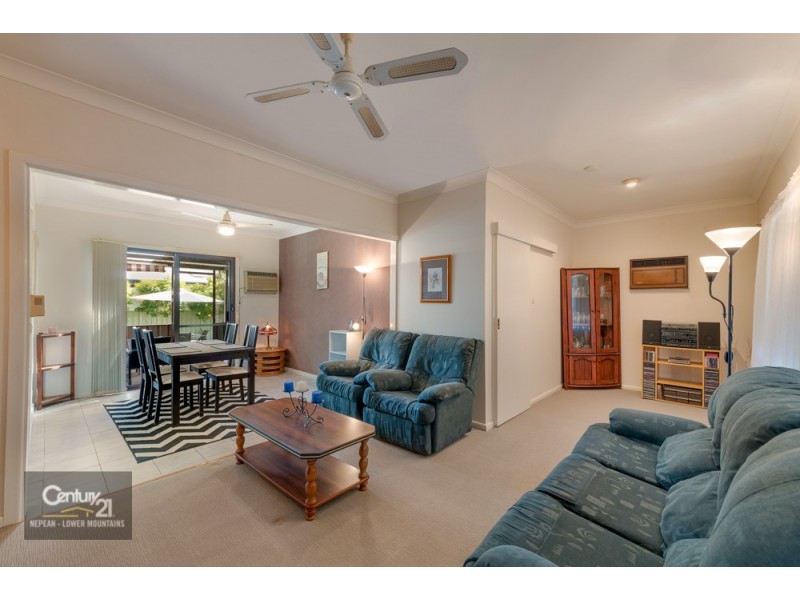 9 First Street, Warragamba NSW 2752