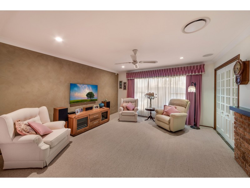 15 Sales Avenue, Silverdale NSW 2752