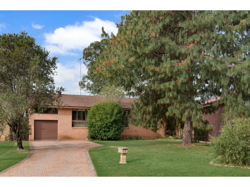 9 Denton Place, Wallacia NSW 2745