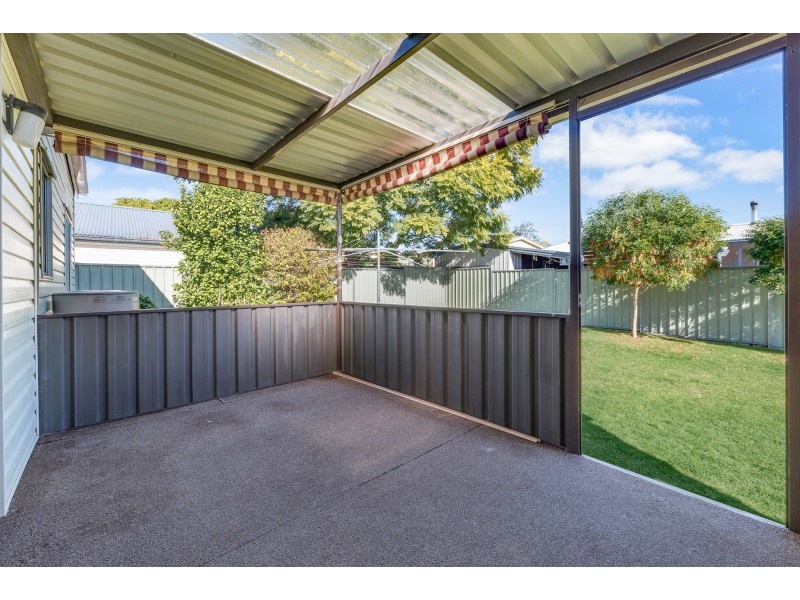 9 First Street, Warragamba NSW 2752