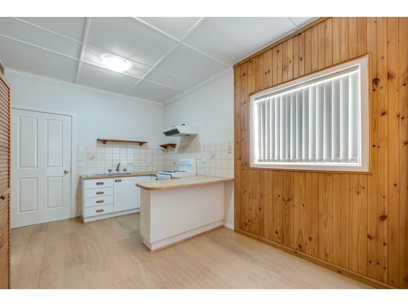 9 First Street, Warragamba NSW 2752