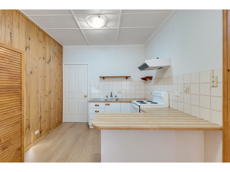 9 First Street, Warragamba NSW 2752