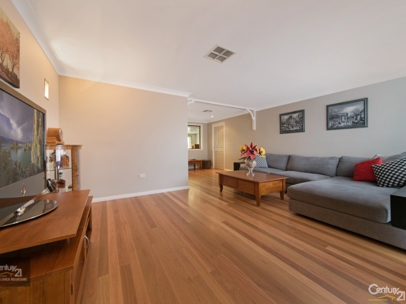 5 Coveny Street, Silverdale NSW 2752