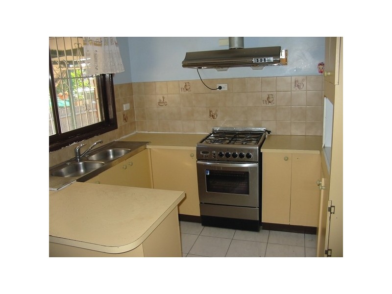 4 Eloura Place, Bonnyrigg NSW 2177