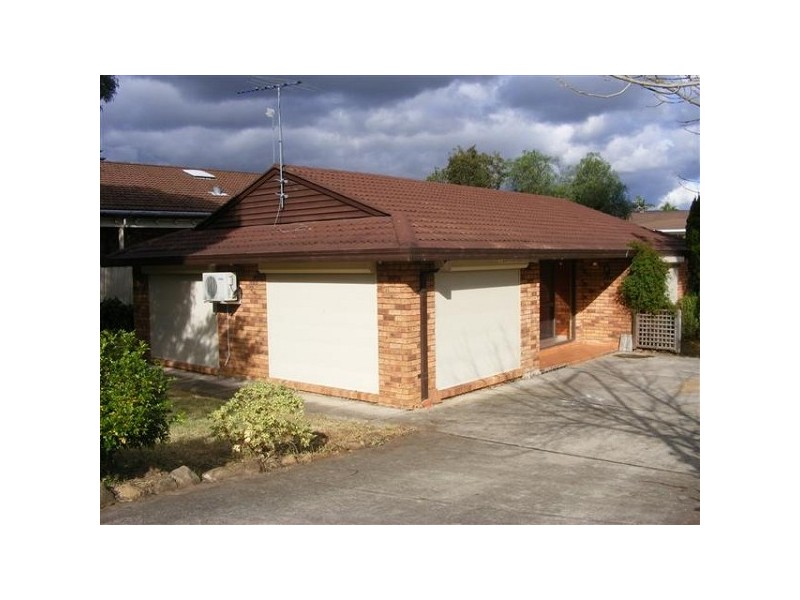 6 FUCHSIA PLACE, Bossley Park NSW 2176