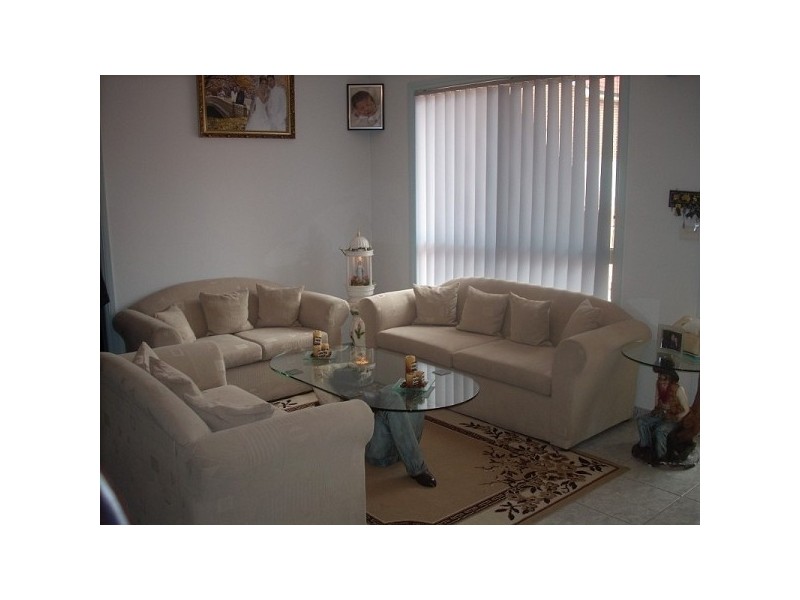 3A Scotchey Street, Prairiewood NSW 2176