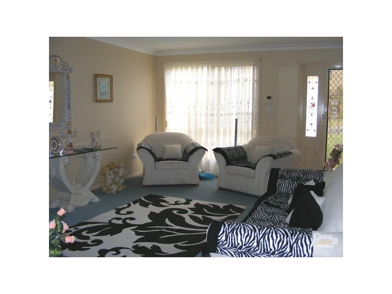 1 Burgundy Close, Cecil Hills NSW 2171