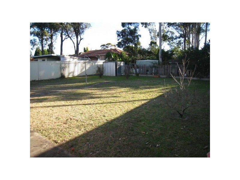Bossley Park NSW 2176