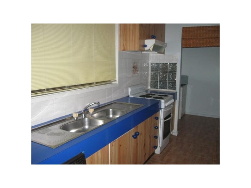 Edensor Park NSW 2176