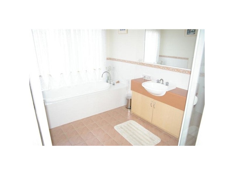 Bossley Park NSW 2176