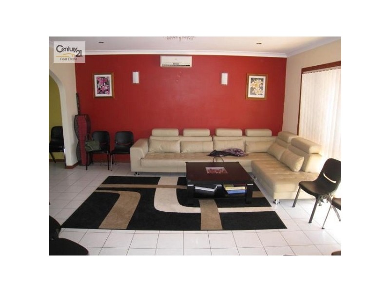 Bossley Park NSW 2176