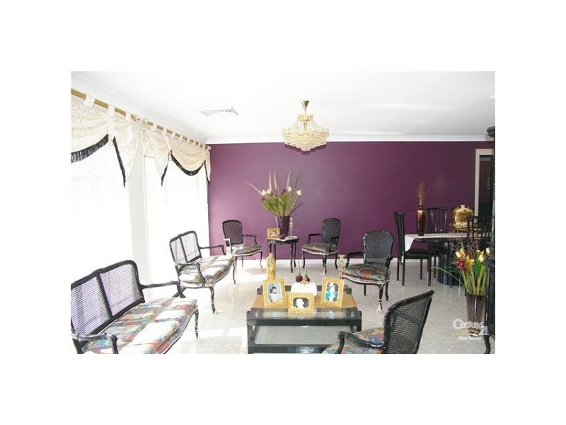 Greenfield Park NSW 2176