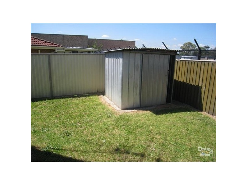7/16 Benghazi Street, Bossley Park NSW 2176