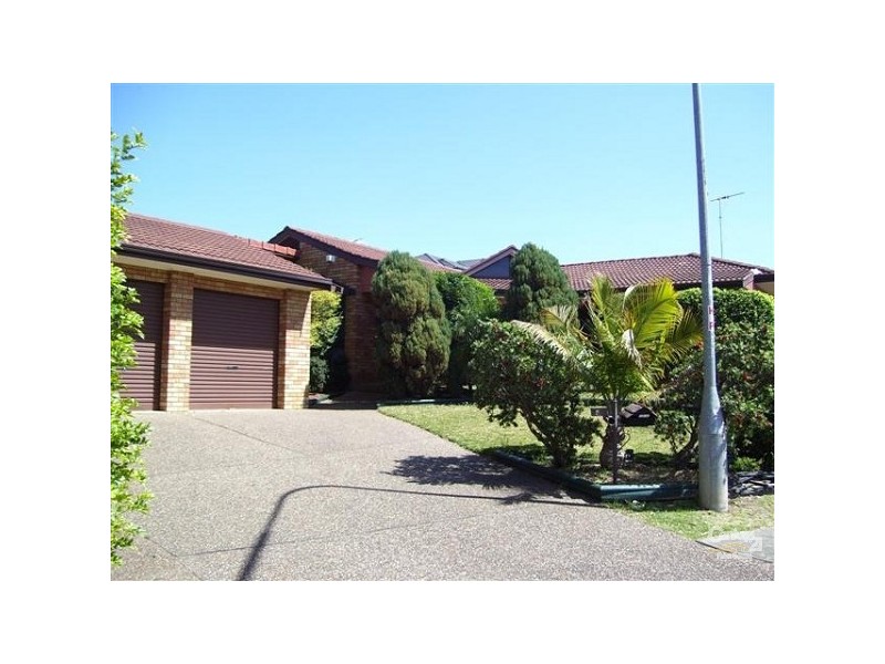 Edensor Park NSW 2176
