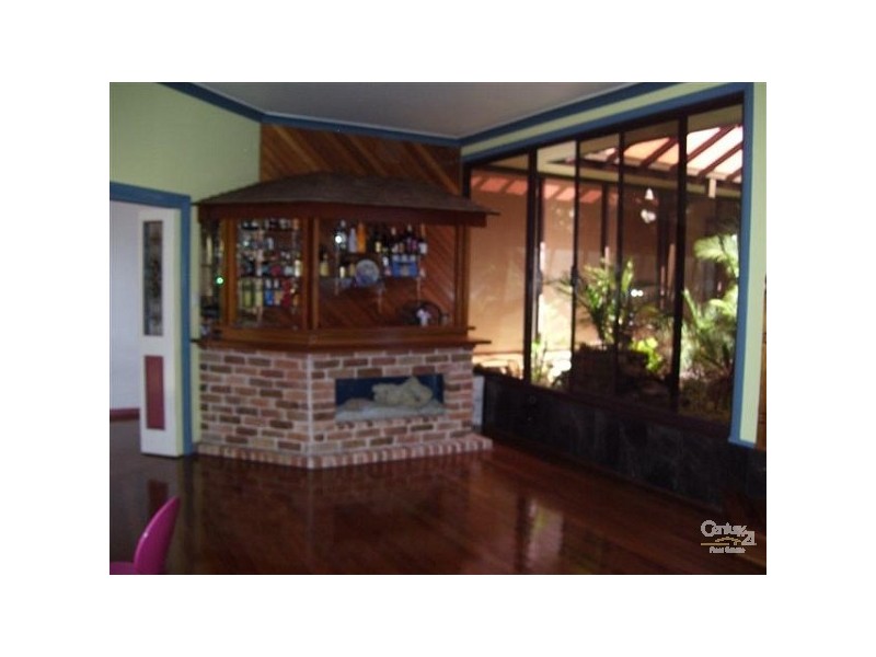 Edensor Park NSW 2176