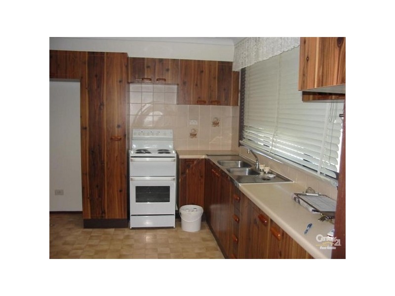 Fairfield West NSW 2165