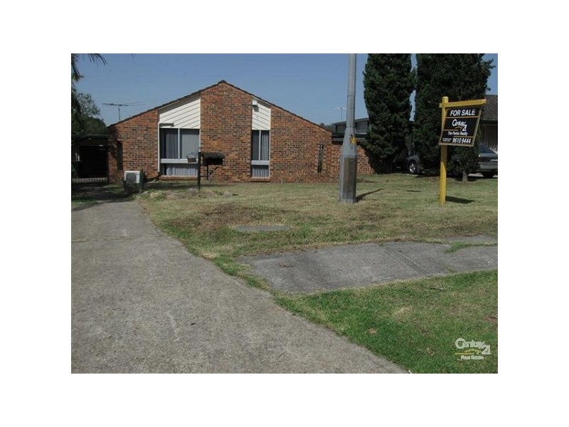 16 Tuncurry Street, Bossley Park NSW 2176