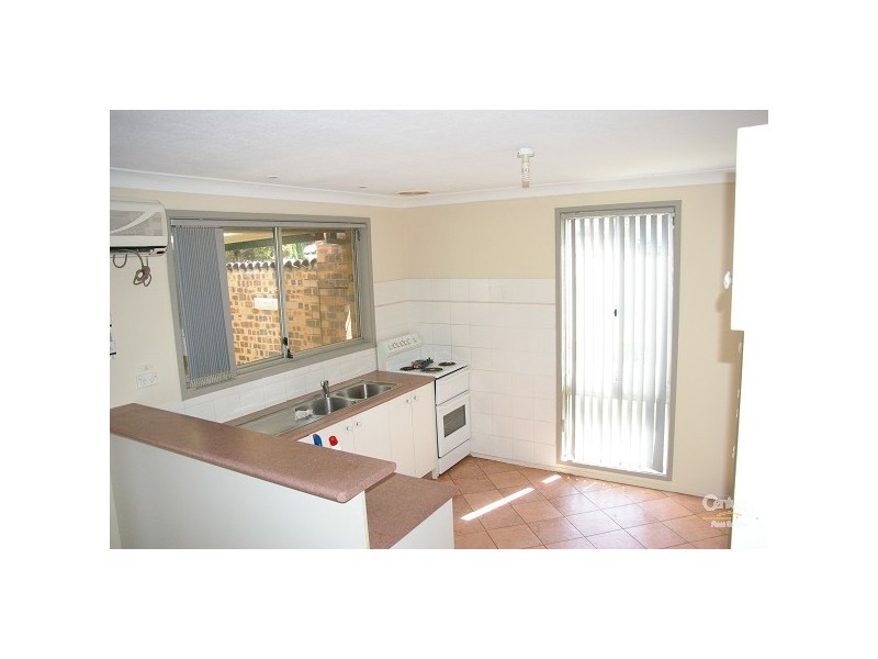 16 Tuncurry Street, Bossley Park NSW 2176