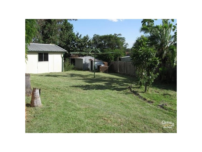 16 Tuncurry Street, Bossley Park NSW 2176