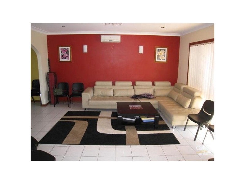 Bossley Park NSW 2176