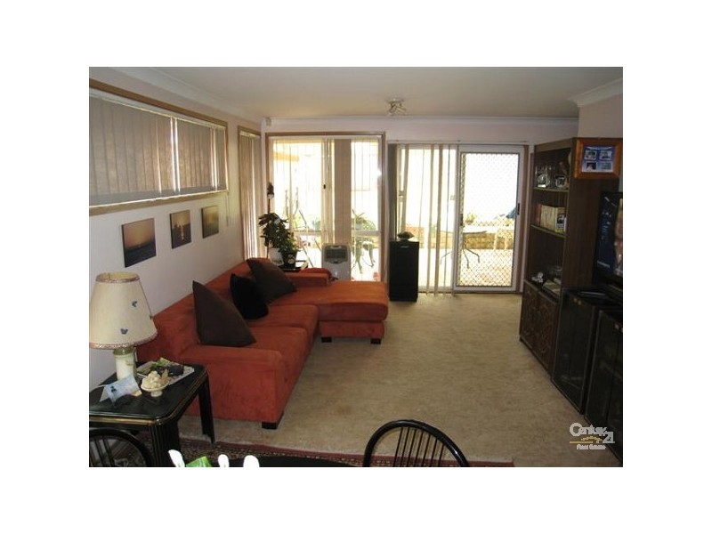 Edensor Park NSW 2176