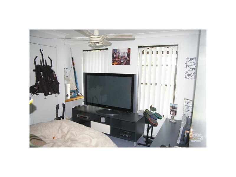 4 Teak Close, Bossley Park NSW 2176