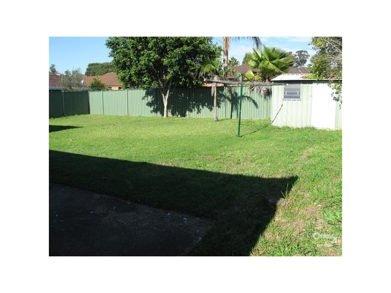 2 Penfold Place, Edensor Park NSW 2176