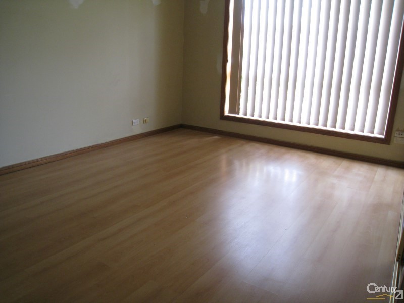 Bossley Park NSW 2176