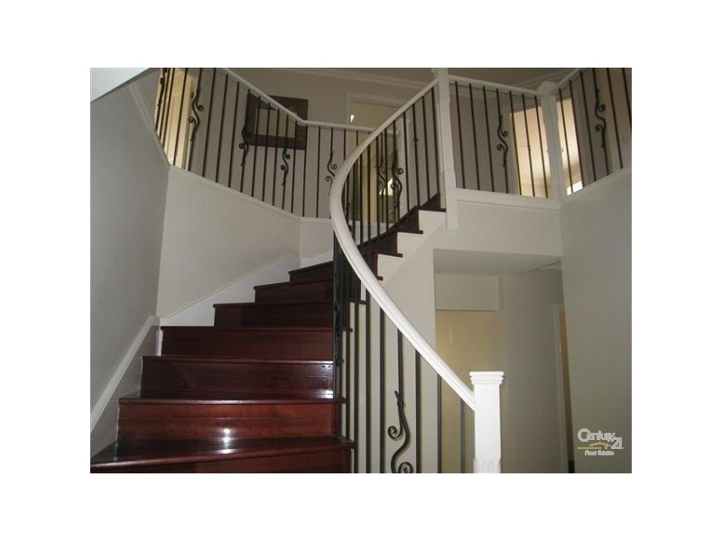 9 Holbrook Street, Bossley Park NSW 2176