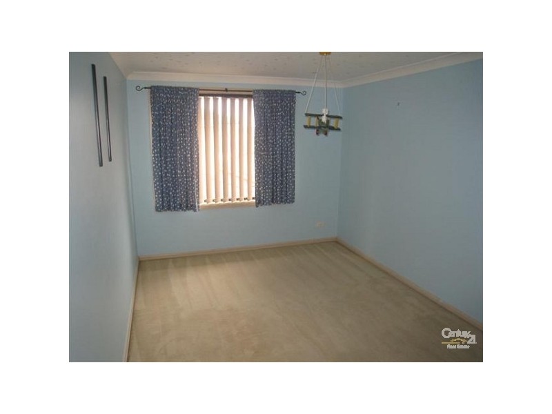 4b OKeefes Place, Horningsea Park NSW 2171