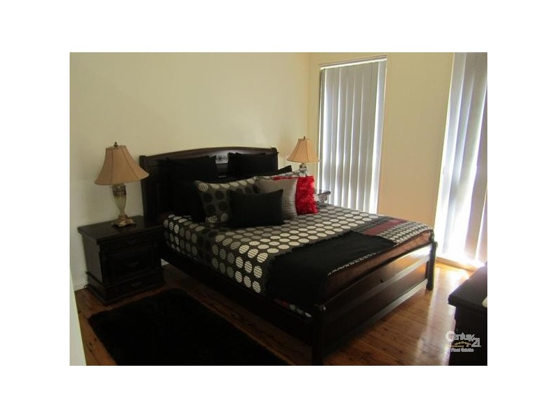 26 Bettong Crescent, Bossley Park NSW 2176