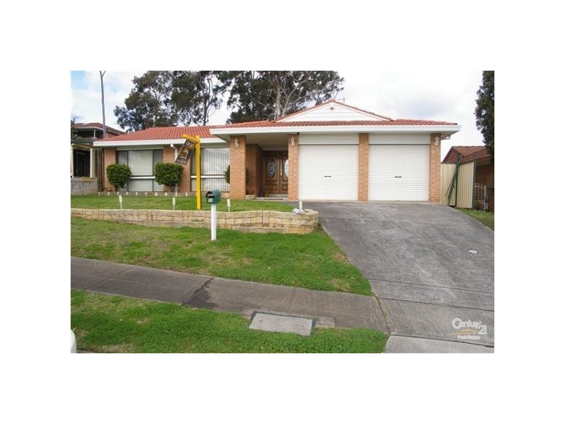 11 Barron Place, Bossley Park NSW 2176