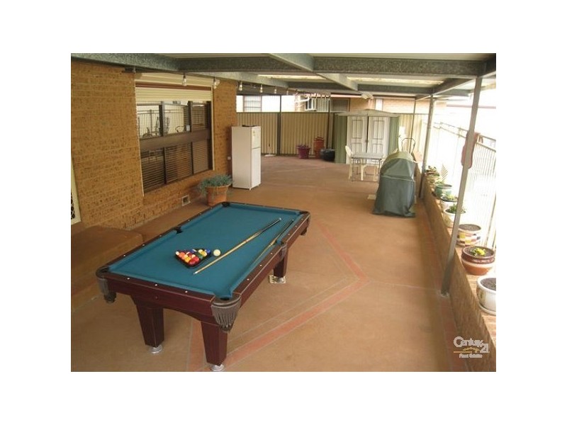 9 Benghazi Street, Bossley Park NSW 2176