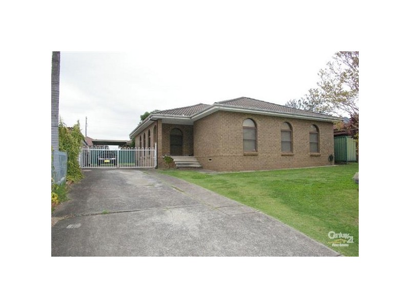 6 Lachlan Street, Bossley Park NSW 2176