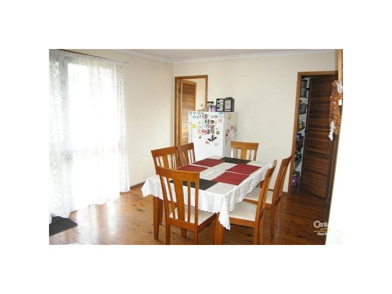 6 Lachlan Street, Bossley Park NSW 2176