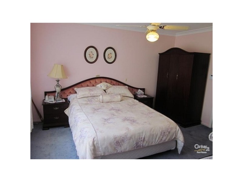 636 Smithfield Road, Greenfield Park NSW 2176