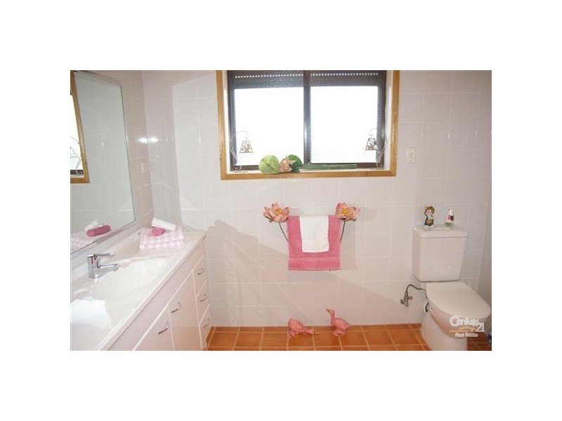 23 Kingfisher Avenue, Bossley Park NSW 2176