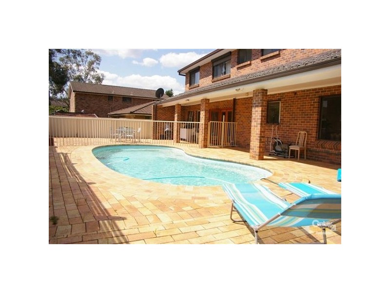 23 Kingfisher Avenue, Bossley Park NSW 2176