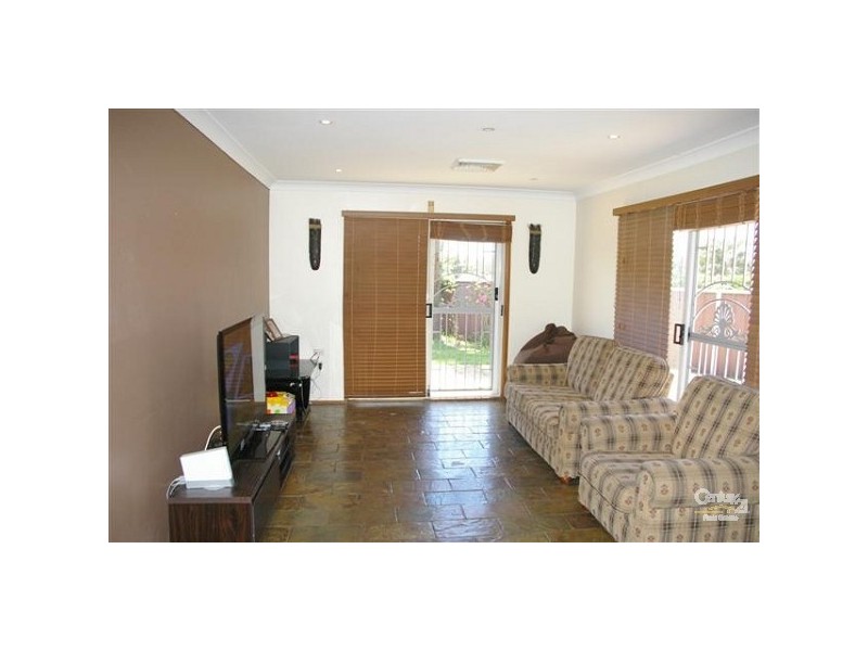 Greenfield Park NSW 2176