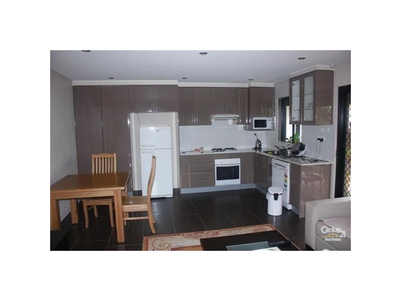 21 Flowerdale Road, Liverpool NSW 2170