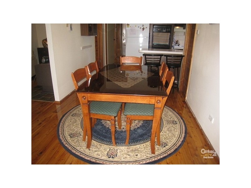 Edensor Park NSW 2176