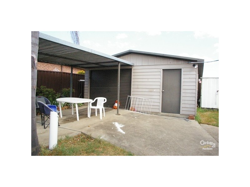 Edensor Park NSW 2176