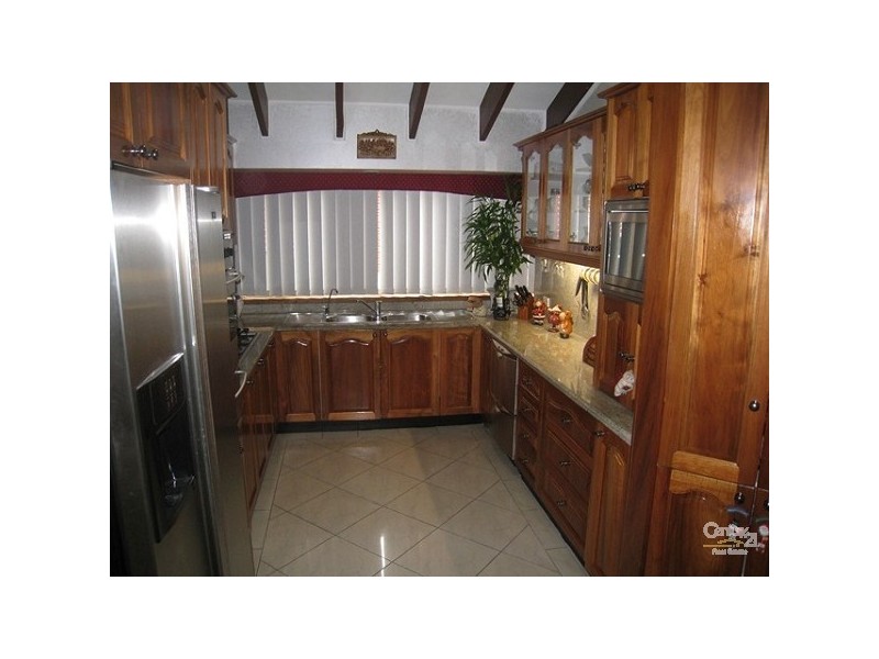 Bossley Park NSW 2176