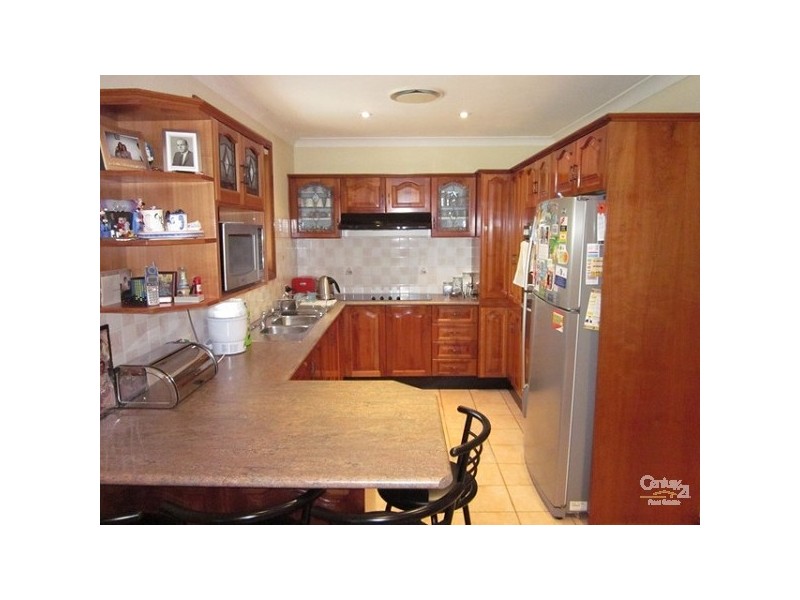 Edensor Park NSW 2176