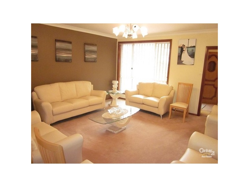 Edensor Park NSW 2176