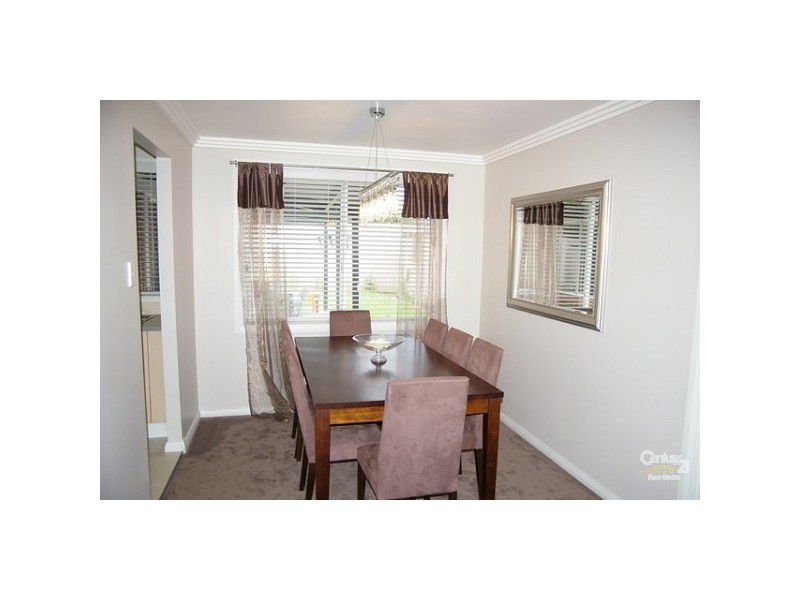 Edensor Park NSW 2176