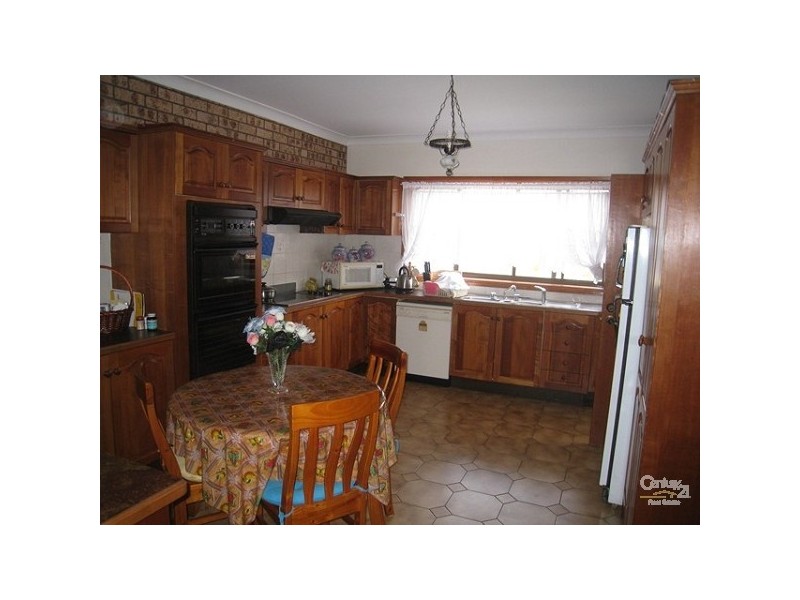 Edensor Park NSW 2176